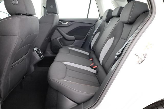 Skoda Kamiq Selection 1.5 TSI DSG Selection, LED, Kamera, Winter, 16-Zoll, 4.J-Garantie 