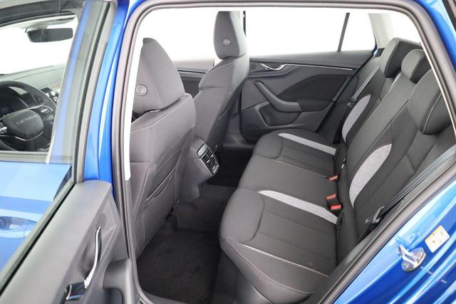 Skoda Kamiq Selection 1.5 TSI DSG Selection, LED, Kamera, Winter, 16-Zoll, 4. J-Garantie 