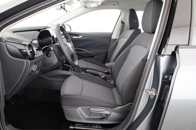 Skoda Fabia Selection 1.0 TSI Selection, LED, Kamera, Winter, 5 J.-Garantie 