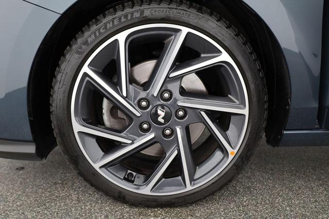 Hyundai i30 Kombi N Line 1.5 T-GDI DCT N-LINE, LED, Navi, Kamera 