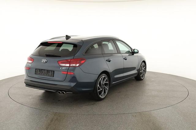Hyundai i30 Kombi N Line 1.5 T-GDI DCT N-LINE, LED, Navi, Kamera 