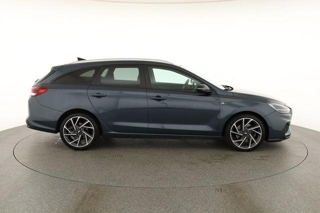 Hyundai i30 Kombi N Line 1.5 T-GDI DCT N-LINE, LED, Navi, Kamera 