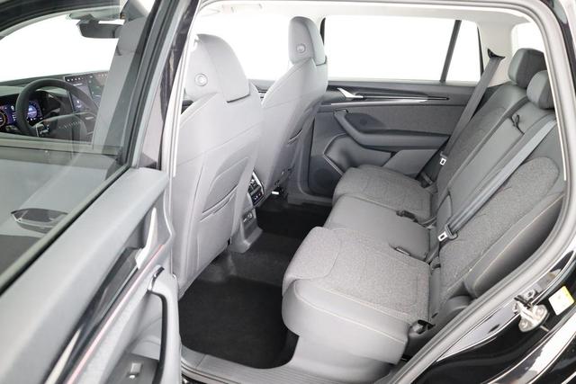 Skoda Kodiaq 1.5 TSI mHEV 110kW Selection DSG Selection, AHK, Navi, Kamera, Side, Winter 