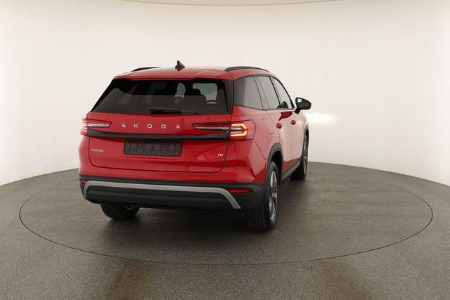 Skoda Kodiaq 1.5 TSI iV 150 kW Selection Selection, AHK, Navi, Kamera, Side, el. Klappe, Winter, sofort 