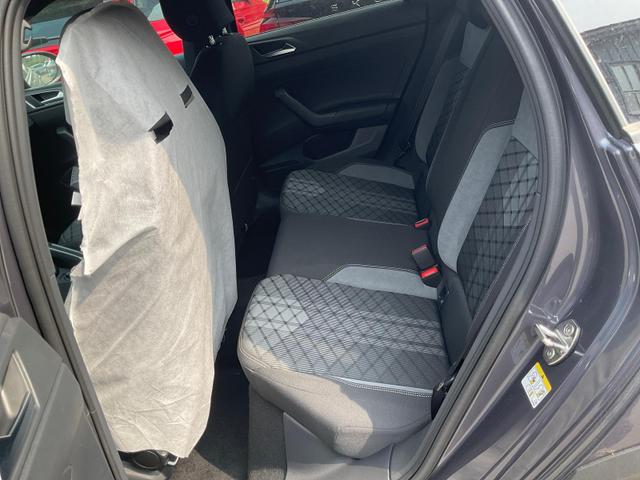 Volkswagen Taigo R-Line 1.5 TSI DSG Black, AHK, Navi, IQ.Light, IQ.Drive, Kamera, ACC, Winter, 18-Zoll 