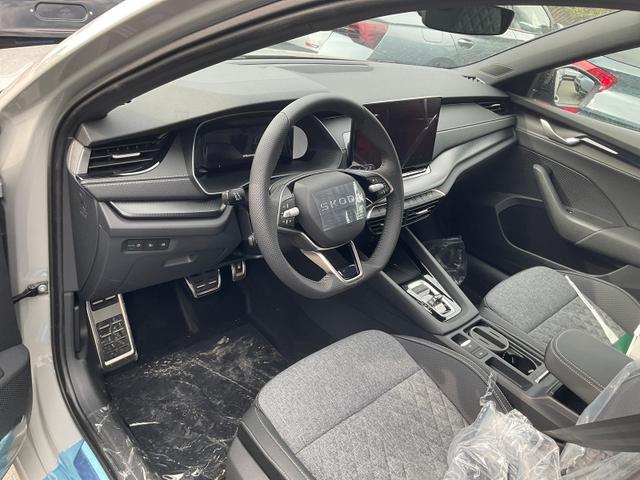 Skoda Octavia Combi - 2.0 TDI 110 kW Sportline DSG Sportline, AHK, Navi, Matrix, Side, Kamera, Winter, 5 J.-Garantie