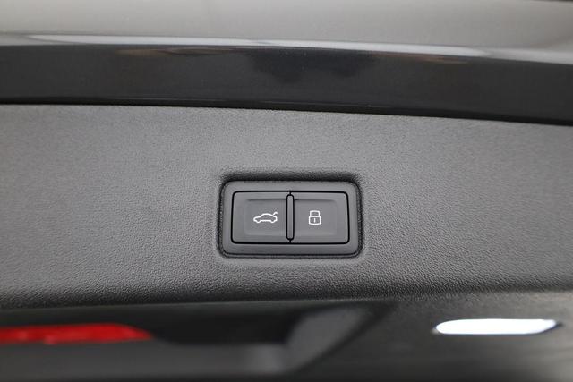 Audi Q5 3.0 TDI quattro 220 kW qu S-LINE, AHK, 20-Zoll, Leder, B&O, experience plus, sofort 