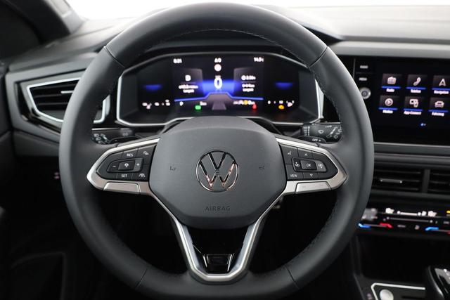 Volkswagen Taigo R-Line 1.5 TSI DSG Black, AHK, Navi, IQ.Light, IQ.Drive, Kamera, ACC, Winter, 18-Zoll 