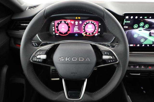 Skoda Octavia Combi 2.0 TDI 110 kW Sportline DSG Sportline, AHK, Navi, Matrix, Side, Kamera, Winter, 5 J.-Garantie 