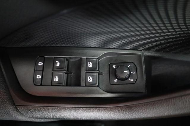 Skoda Octavia Combi 2.0 TDI 110 kW Sportline DSG Sportline, AHK, Navi, Matrix, Side, Kamera, Winter, 5 J.-Garantie 