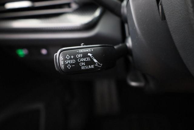 Skoda Elroq 60 Selection Selection, Navi, Side, LED, Kamera, Winter, 19-Zoll, sofort 