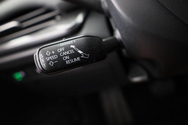 Skoda Elroq 60 Selection Selection, Navi, Side, LED, Kamera, Winter, 19-Zoll, sofort 