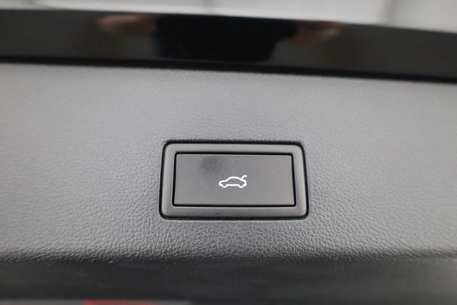 Volkswagen Golf Variant 1.5 TSI 110 kW VIII Life Facelift, LED-Plus, easyOpen, Kamera 
