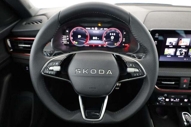Skoda Kamiq Monte Carlo 1.0 TSI DSG Carlo, Pano, Matrix, Navi, Kamera, 17-Zoll, 5 J.-Garantie 