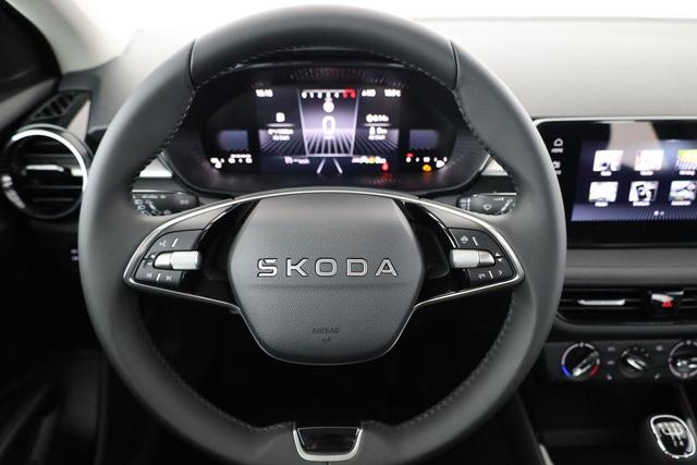 Skoda Fabia Selection 1.0 TSI Selection, Tempomat, Ladeboden, Park, Winterpaket, SmartLink, 4-J Garantie 