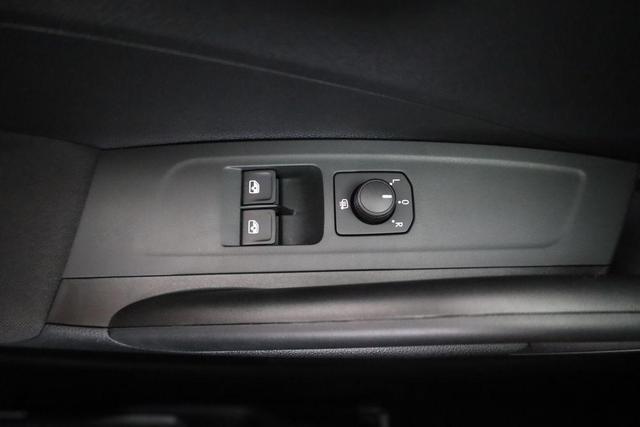 Skoda Fabia Selection 1.0 TSI Selection, Tempomat, Ladeboden, Park, Winterpaket, SmartLink, 4-J Garantie 