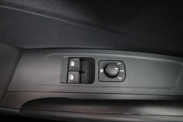 Skoda Fabia Selection 1.0 TSI Selection, Tempomat, Ladeboden, Park, Winterpaket, SmartLink, 4-J Garantie 