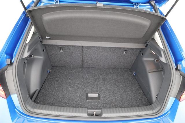 Skoda Fabia Selection 1.0 TSI Selection, Tempomat, Ladeboden, Park, Winterpaket, SmartLink, 4-J Garantie 