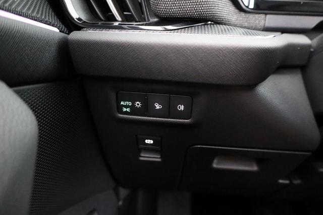 Skoda Kodiaq 1.5 TSI mHEV 110kW Selection DSG Selection, AHK, Navi, Kamera, Side, Winter 