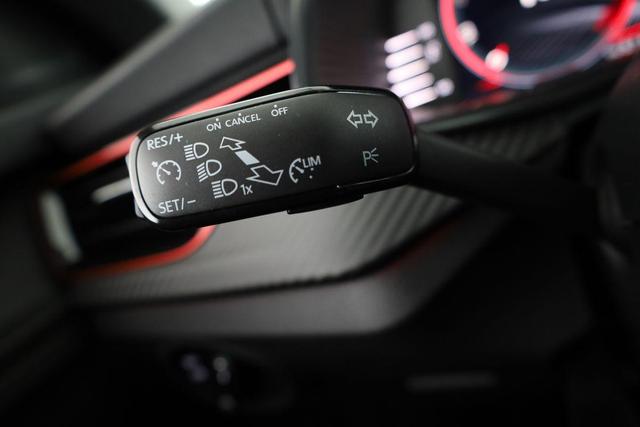 Skoda Kamiq Monte Carlo 1.0 TSI DSG Carlo, Pano, AHK, Navi, Matrix, el.Klappe, 18-Zoll, 5 J.-Garantie 