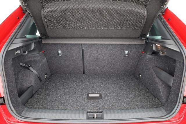 Skoda Kamiq Monte Carlo 1.0 TSI DSG Carlo, Pano, AHK, Navi, Matrix, el.Klappe, 18-Zoll, 5 J.-Garantie 
