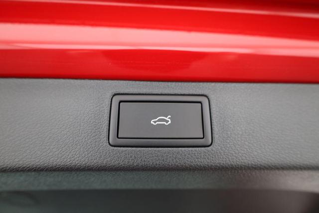 Skoda Kamiq Monte Carlo 1.0 TSI DSG Carlo, Pano, AHK, Navi, Matrix, el.Klappe, 18-Zoll, 5 J.-Garantie 