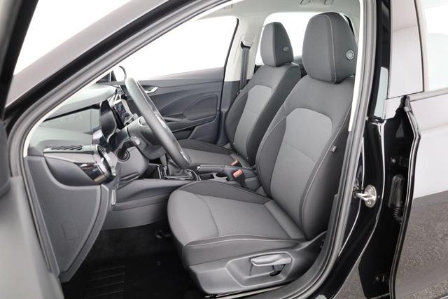 Skoda Fabia Selection 1.0 TSI Selection, Tempomat, Ladeboden, Park, Winterpaket, SmartLink, 4-J Garantie 
