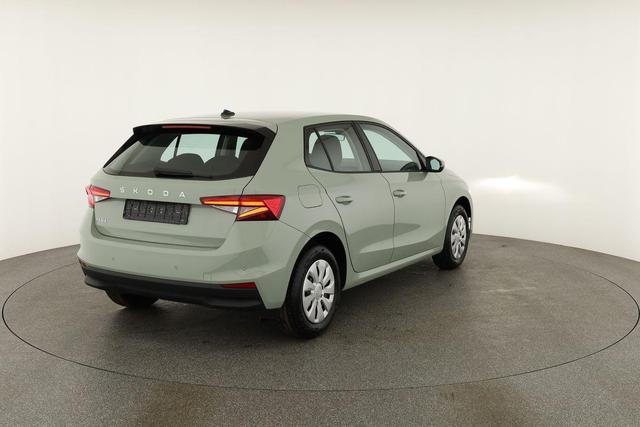 Skoda Fabia Selection 1.0 TSI Selection, AHK, Tempomat, Ladeboden, Park, Winterpaket, SmartLink, 4-J Garantie 