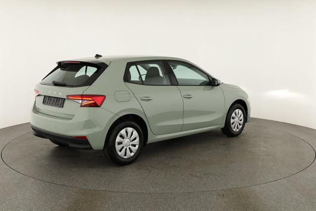 Skoda Fabia Selection 1.0 TSI Selection, AHK, Tempomat, Ladeboden, Park, Winterpaket, SmartLink, 4-J Garantie 