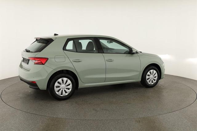 Skoda Fabia Selection 1.0 TSI Selection, AHK, Tempomat, Ladeboden, Park, Winterpaket, SmartLink, 4-J Garantie 