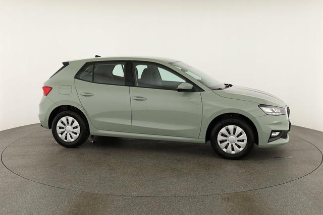 Skoda Fabia Selection 1.0 TSI Selection, AHK, Tempomat, Ladeboden, Park, Winterpaket, SmartLink, 4-J Garantie 