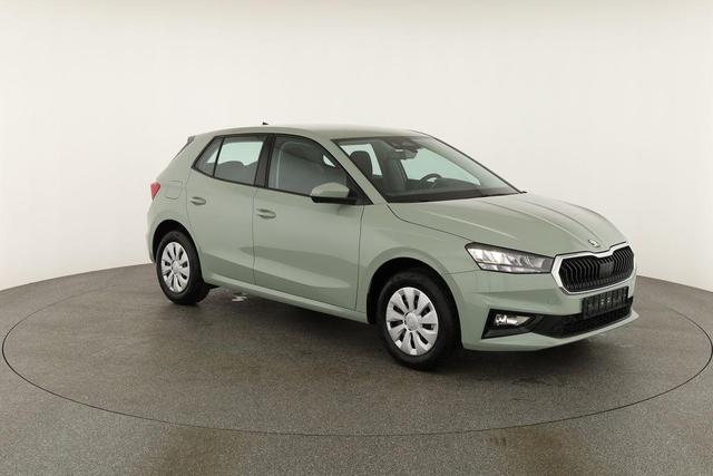 Skoda Fabia Selection 1.0 TSI Selection, AHK, Tempomat, Ladeboden, Park, Winterpaket, SmartLink, 4-J Garantie 