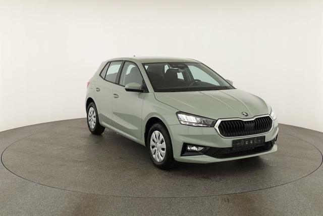 Skoda Fabia Selection 1.0 TSI Selection, AHK, Tempomat, Ladeboden, Park, Winterpaket, SmartLink, 4-J Garantie 