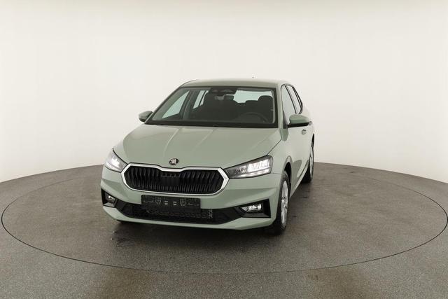 Skoda Fabia Selection 1.0 TSI Selection, AHK, Tempomat, Ladeboden, Park, Winterpaket, SmartLink, 4-J Garantie 