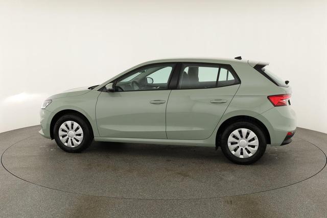 Skoda Fabia Selection 1.0 TSI Selection, AHK, Tempomat, Ladeboden, Park, Winterpaket, SmartLink, 4-J Garantie 