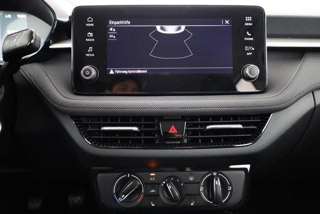Skoda Fabia Selection 1.0 TSI Selection, AHK, Tempomat, Ladeboden, Park, Winterpaket, SmartLink, 4-J Garantie 