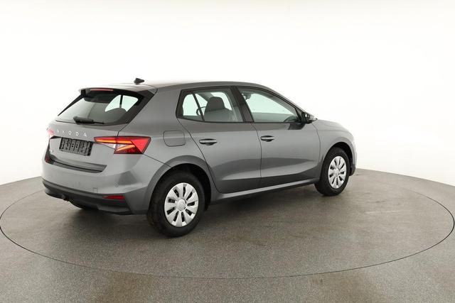 Skoda Fabia Selection 1.0 TSI Selection, AHK, Tempomat, Ladeboden, Park, Winterpaket, SmartLink, 4-J Garantie 