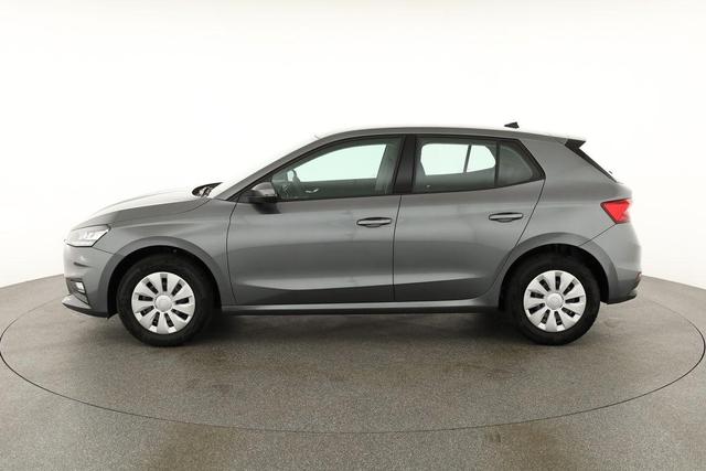 Skoda Fabia Selection 1.0 TSI Selection, AHK, Tempomat, Ladeboden, Park, Winterpaket, SmartLink, 4-J Garantie 