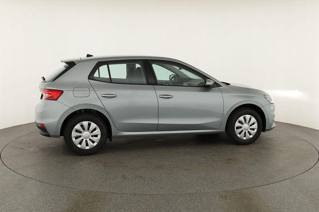 Skoda Fabia Selection 1.0 TSI Selection, AHK, Tempomat, Ladeboden, Park, Winterpaket, SmartLink, 4-J Garantie 