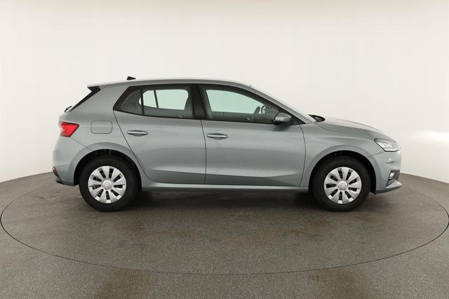 Skoda Fabia Selection 1.0 TSI Selection, AHK, Tempomat, Ladeboden, Park, Winterpaket, SmartLink, 4-J Garantie 