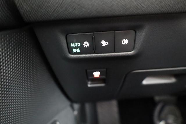 Skoda Kodiaq 1.5 TSI iV 150 kW Selection Selection, AHK, Pano, Navi, Kamera, Side, el. Klappe, sofort 