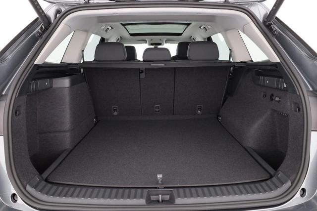 Skoda Kodiaq 1.5 TSI iV 150 kW Selection Selection, AHK, Pano, Navi, Kamera, Side, el. Klappe, sofort 