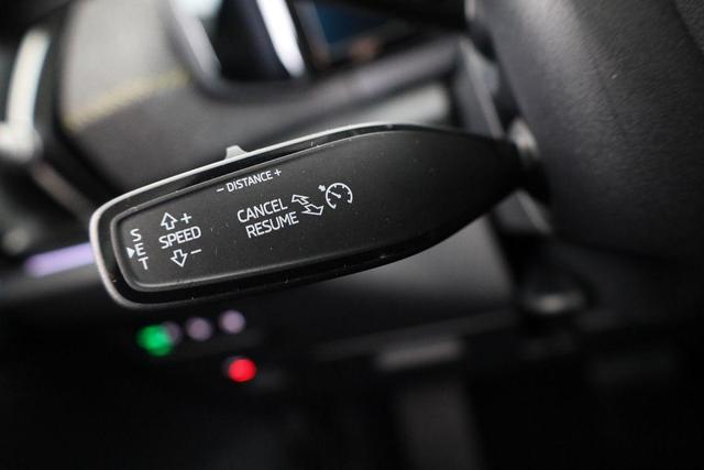 Skoda Kodiaq 1.5 TSI iV 150 kW Selection Selection, AHK, Pano, Navi, Kamera, Side, el. Klappe, Winter, sofort 