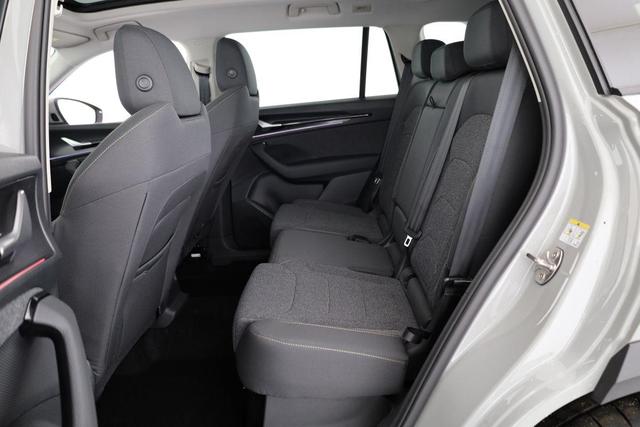 Skoda Kodiaq 1.5 TSI iV 150 kW Selection Selection, AHK, Pano, Navi, Kamera, Side, el. Klappe, Winter, sofort 