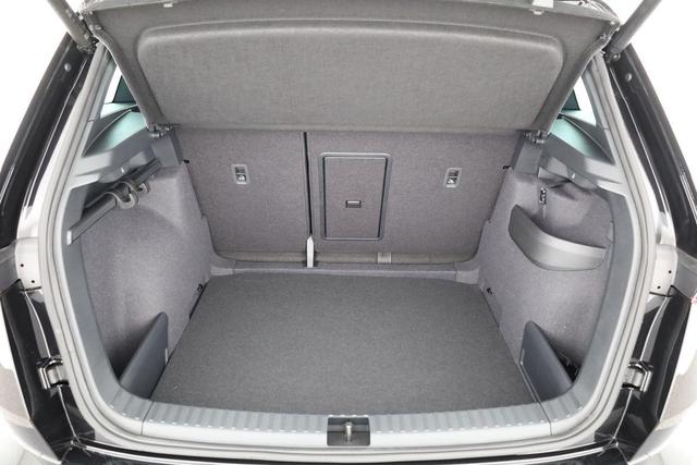 Skoda Karoq Sportline 1.5 TSI DSG Sportline, Pano, AHK, Navi, CANTON, Matrix, AreaView, Side, Kamera, el. Klappe, FS-beheizbar, 5 J.-Garantie 