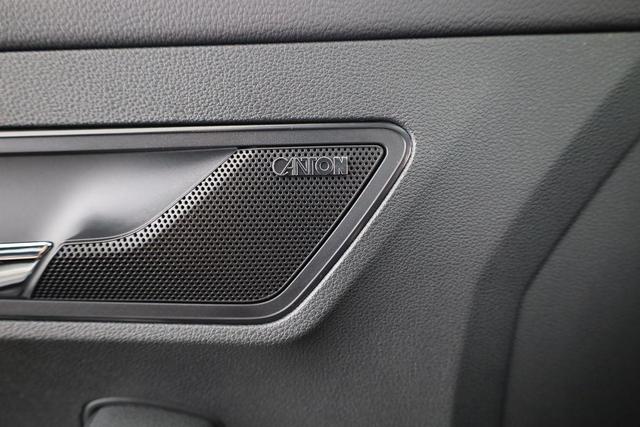 Skoda Karoq Sportline 1.5 TSI DSG Sportline, Pano, AHK, Navi, CANTON, Matrix, AreaView, Side, Kamera, el. Klappe, FS-beheizbar, 5 J.-Garantie 