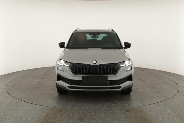 Skoda Karoq Sportline 1.5 TSI DSG Sportline, Pano, AHK, Navi, CANTON, Matrix, AreaView, Side, Kamera, el. Klappe, FS-beheizbar, 5 J.-Garantie 
