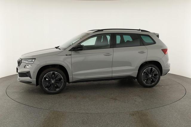 Skoda Karoq Sportline 1.5 TSI DSG Sportline, Pano, AHK, Navi, CANTON, Matrix, AreaView, Side, Kamera, el. Klappe, FS-beheizbar, 5 J.-Garantie 