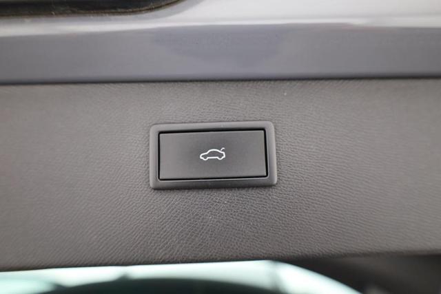 Cupra Formentor Basis 1.5 TSI DSG, AHK, Navi, Kamera, Side, LED, 19-Zoll 