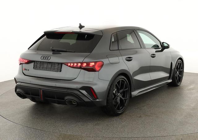 Audi RS3 2.5 294 kW TFSI quattro RS 3 Sportback quattro, SONOS, Navi, Kamera, Side, 5 J.-Garantie 